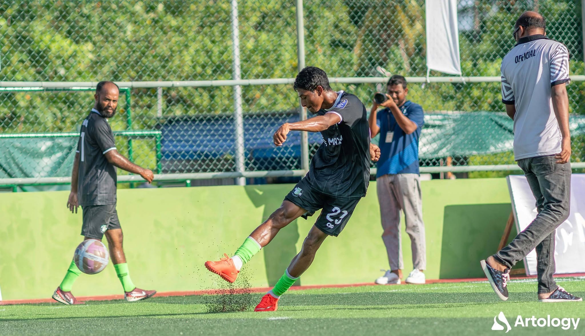 ފަހުވަގުތު ހާމިދު ޖަހައިދިން ގޯލުން ފިއްލަދޫ އަތުން މޮޅު އިހަވަންދޫ އުންމީދު އާކޮށްފި