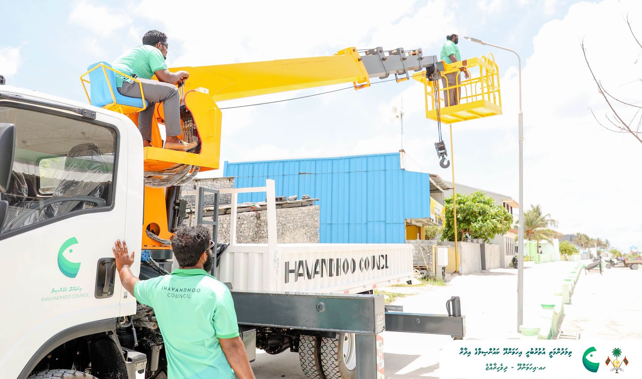 އަލަށް ގޯތިދިން ސަރަހަށްދާއި، ރަށް ވަށައިގެން މަގުބައްތި ޖަހަނީ!