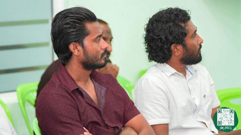ފޮޓޯ: އިހަވަންދޫ ކައުންސިލުން ރައްޔިތުންނާ ބައްދަލުކުރުން