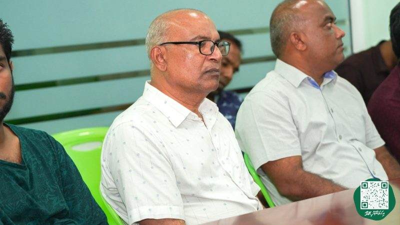 ފޮޓޯ: އިހަވަންދޫ ކައުންސިލުން ރައްޔިތުންނާ ބައްދަލުކުރުން