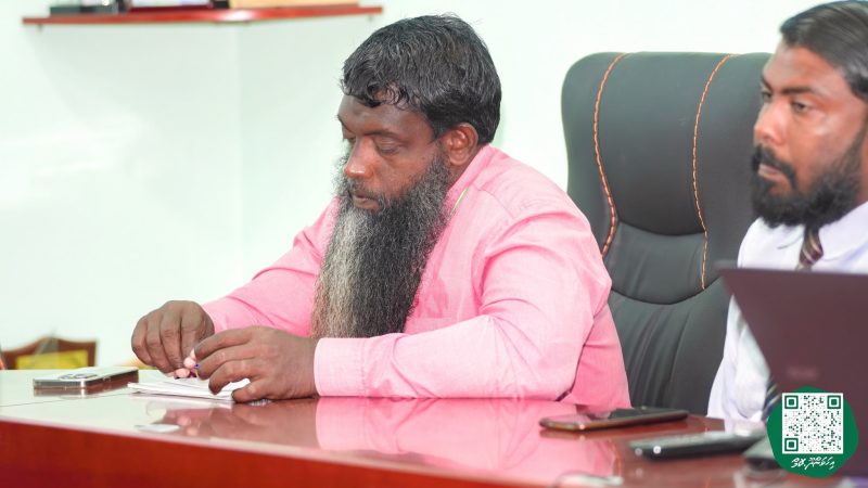 ފޮޓޯ: އިހަވަންދޫ ކައުންސިލުން ރައްޔިތުންނާ ބައްދަލުކުރުން