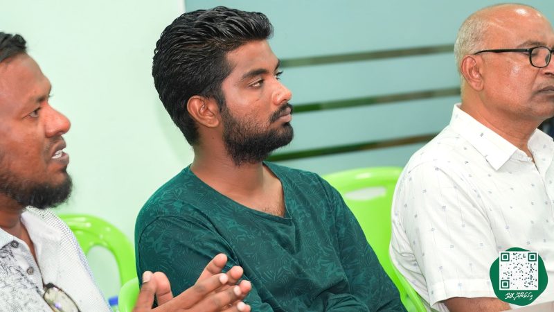 ފޮޓޯ: އިހަވަންދޫ ކައުންސިލުން ރައްޔިތުންނާ ބައްދަލުކުރުން