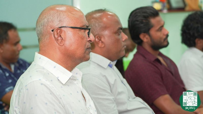 ފޮޓޯ: އިހަވަންދޫ ކައުންސިލުން ރައްޔިތުންނާ ބައްދަލުކުރުން