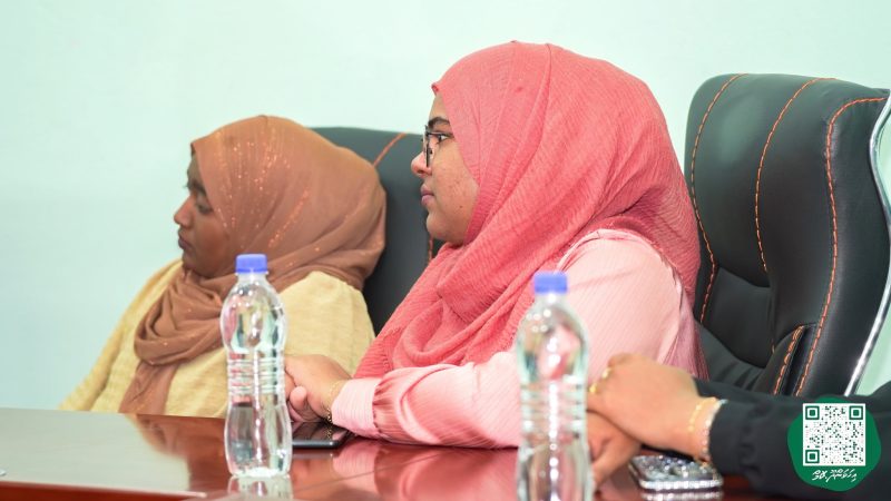 ފޮޓޯ: އިހަވަންދޫ ކައުންސިލުން ރައްޔިތުންނާ ބައްދަލުކުރުން