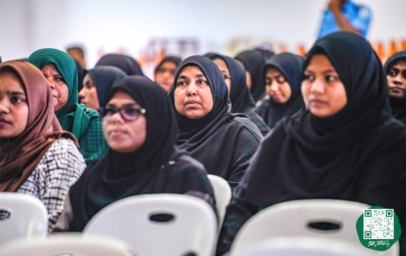 އިހަވަންދޫ ސްކޫލްގެ ބެލެނިވެރިންނަށް ސައިބަރ ބުލީއިންގ އާއި ބެހޭ މައުލޫމާތު ދިނުން