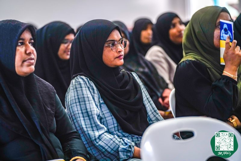 އިހަވަންދޫ ސްކޫލްގެ ބެލެނިވެރިންނަށް ސައިބަރ ބުލީއިންގ އާއި ބެހޭ މައުލޫމާތު ދިނުން