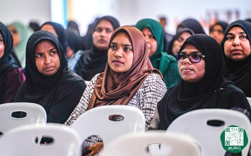އިހަވަންދޫ ސްކޫލްގެ ބެލެނިވެރިންނަށް ސައިބަރ ބުލީއިންގ އާއި ބެހޭ މައުލޫމާތު ދިނުން