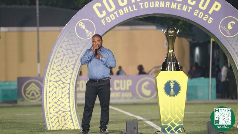 ފޮޓޯ: 15 ވަނަ މައިކަޕް ފުޓްބޯޅަ މުބާރާތުގެ ފެށުމުގެ ރަސްމިއްޔާތު