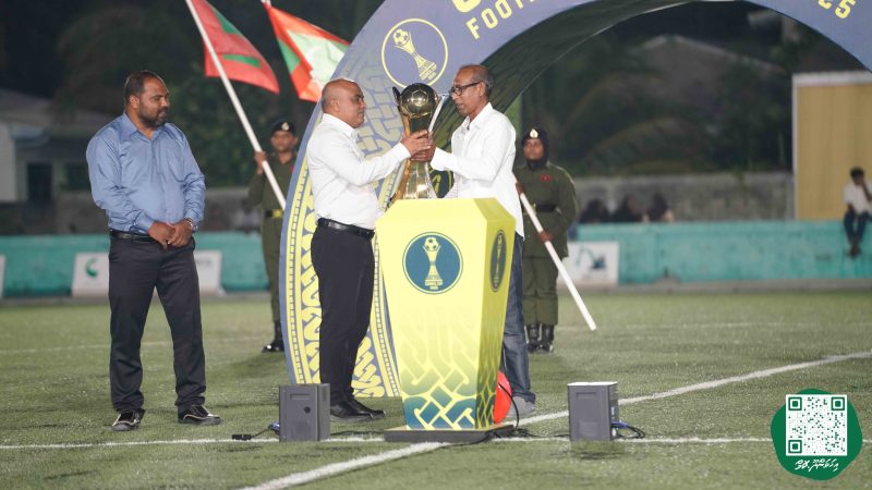 ފޮޓޯ: 15 ވަނަ މައިކަޕް ފުޓްބޯޅަ މުބާރާތުގެ ފެށުމުގެ ރަސްމިއްޔާތު