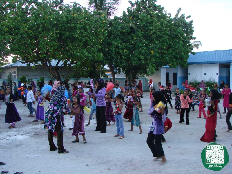 ފޮޓޯ: 2009 ވަނަ އަހަރުގެ މަސްވެރިންގެ ދުވަހަށް ތައްޔާރުވުން