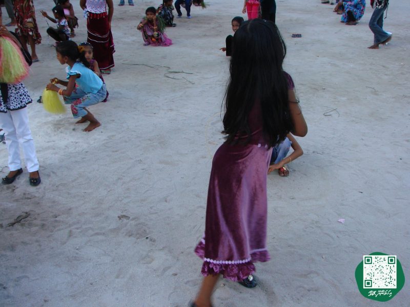 ފޮޓޯ: 2009 ވަނަ އަހަރުގެ މަސްވެރިންގެ ދުވަހަށް ތައްޔާރުވުން