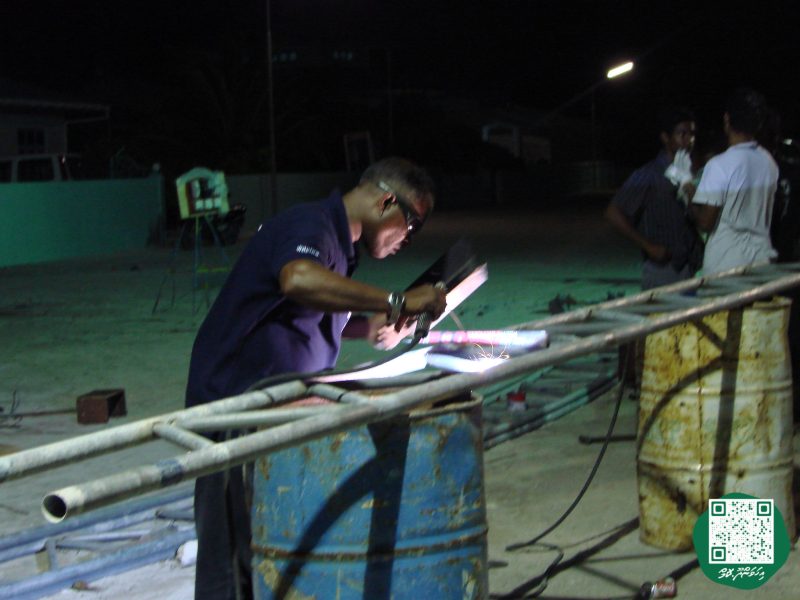 ފޮޓޯ: 2009 ވަނަ އަހަރުގެ މަސްވެރިންގެ ދުވަހަށް ތައްޔާރުވުން