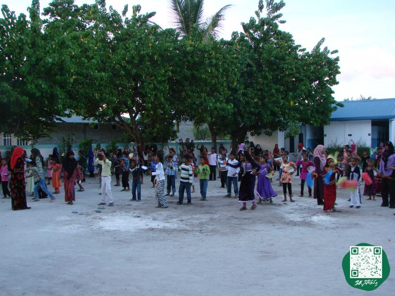 ފޮޓޯ: 2009 ވަނަ އަހަރުގެ މަސްވެރިންގެ ދުވަހަށް ތައްޔާރުވުން