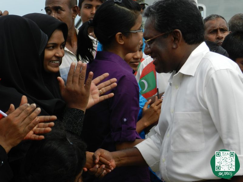 ފޮޓޯ: ރައީސް ވަހީދު އިހަވަންދޫއަށް ވަޑައިގަތުމުން މަރުހަބާ ދެންނެވުން