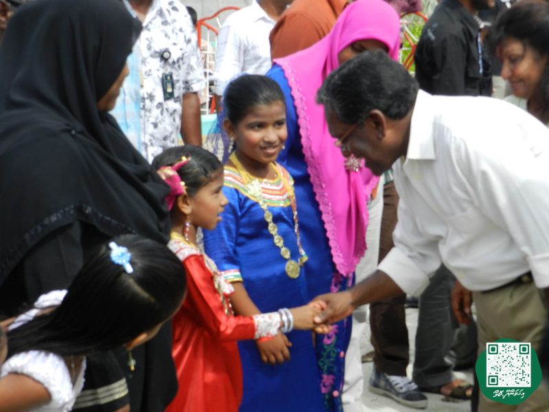 ފޮޓޯ: ރައީސް ވަހީދު އިހަވަންދޫއަށް ވަޑައިގަތުމުން މަރުހަބާ ދެންނެވުން