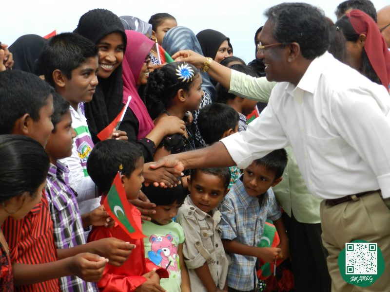 ފޮޓޯ: ރައީސް ވަހީދު އިހަވަންދޫއަށް ވަޑައިގަތުމުން މަރުހަބާ ދެންނެވުން