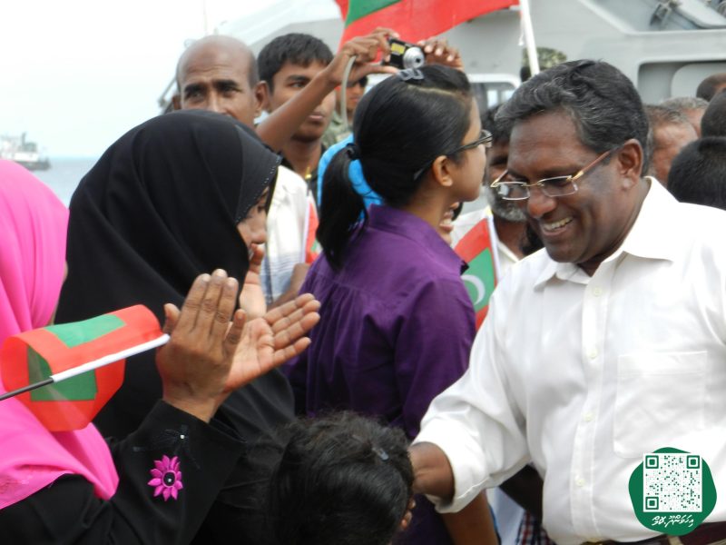 ފޮޓޯ: ރައީސް ވަހީދު އިހަވަންދޫއަށް ވަޑައިގަތުމުން މަރުހަބާ ދެންނެވުން