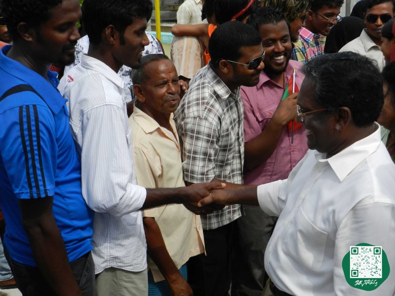 ފޮޓޯ: ރައީސް ވަހީދު އިހަވަންދޫއަށް ވަޑައިގަތުމުން މަރުހަބާ ދެންނެވުން