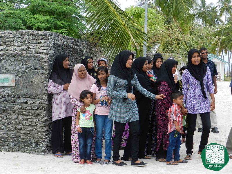 ފޮޓޯ: ރައީސް ވަހީދު އިހަވަންދޫއަށް ވަޑައިގަތުމުން މަރުހަބާ ދެންނެވުން