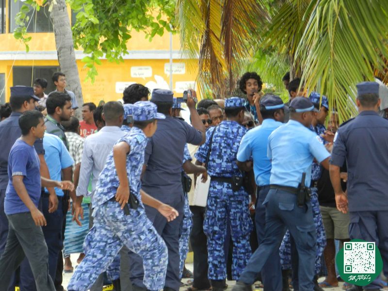 ފޮޓޯ: ރައީސް ވަހީދު އިހަވަންދޫއަށް ވަޑައިގަތުމުން މަރުހަބާ ދެންނެވުން