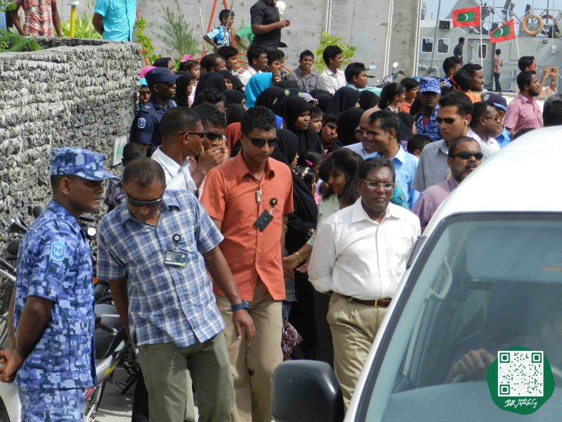 ފޮޓޯ: ރައީސް ވަހީދު އިހަވަންދޫއަށް ވަޑައިގަތުމުން މަރުހަބާ ދެންނެވުން