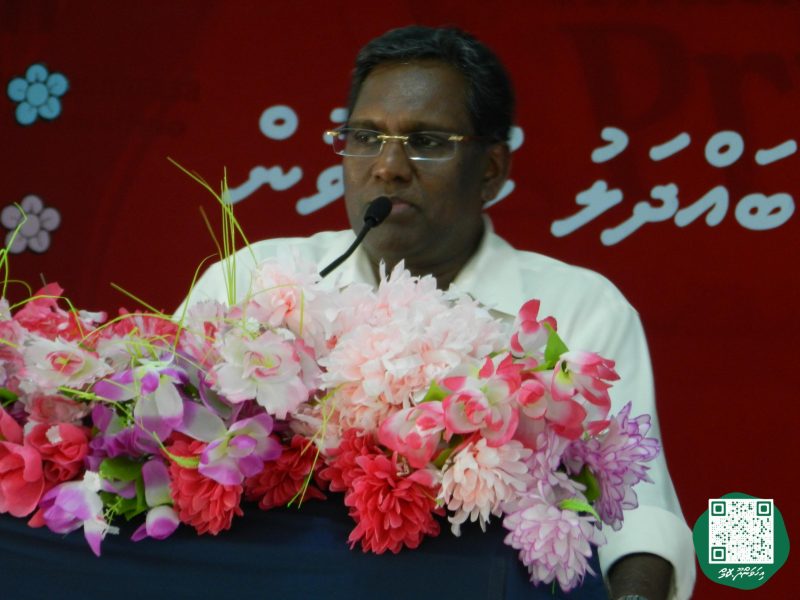 ފޮޓޯ: ރައީސް ވަހީދު އިހަވަންދޫ ރައްޔިތުންނާއި ބައްދަލުކުރެއްވުން