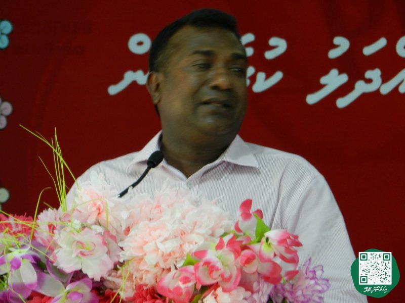 ފޮޓޯ: ރައީސް ވަހީދު އިހަވަންދޫ ރައްޔިތުންނާއި ބައްދަލުކުރެއްވުން