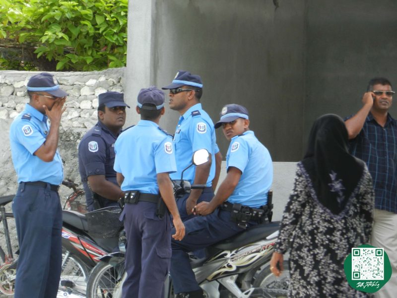 ފޮޓޯ: ރައީސް ވަހީދު އިހަވަންދޫ ރައްޔިތުންނާއި ބައްދަލުކުރެއްވުން
