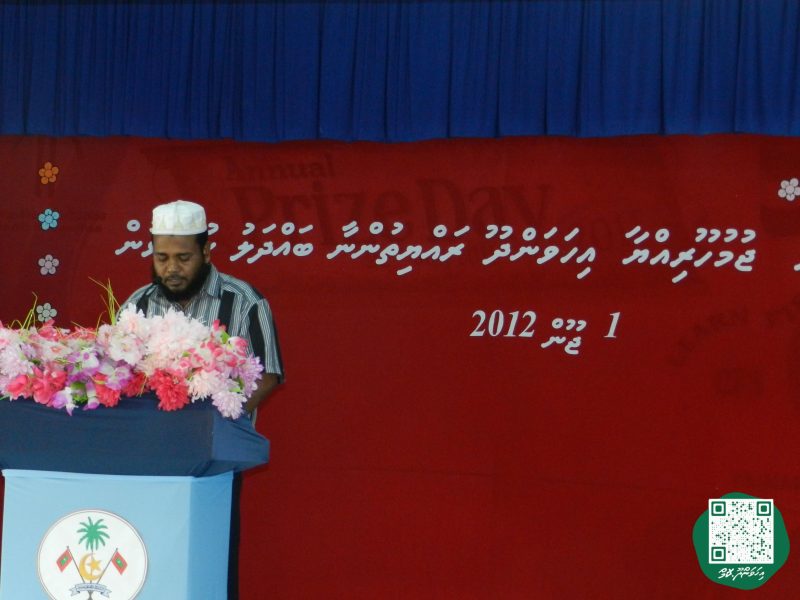 ފޮޓޯ: ރައީސް ވަހީދު އިހަވަންދޫ ރައްޔިތުންނާއި ބައްދަލުކުރެއްވުން