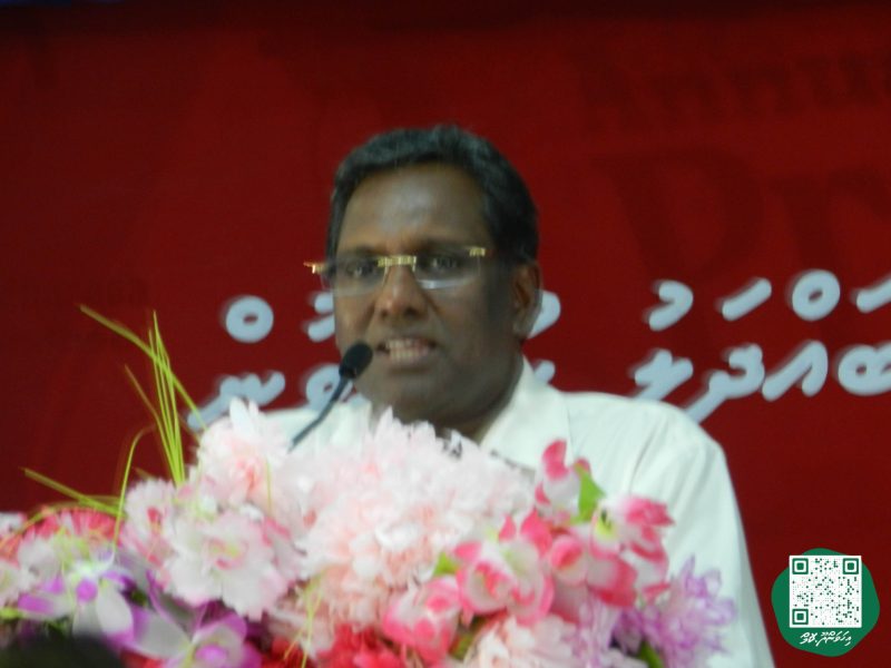 ފޮޓޯ: ރައީސް ވަހީދު އިހަވަންދޫ ރައްޔިތުންނާއި ބައްދަލުކުރެއްވުން