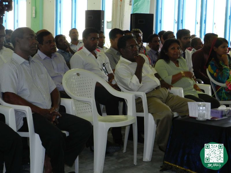 ފޮޓޯ: ރައީސް ވަހީދު އިހަވަންދޫ ރައްޔިތުންނާއި ބައްދަލުކުރެއްވުން
