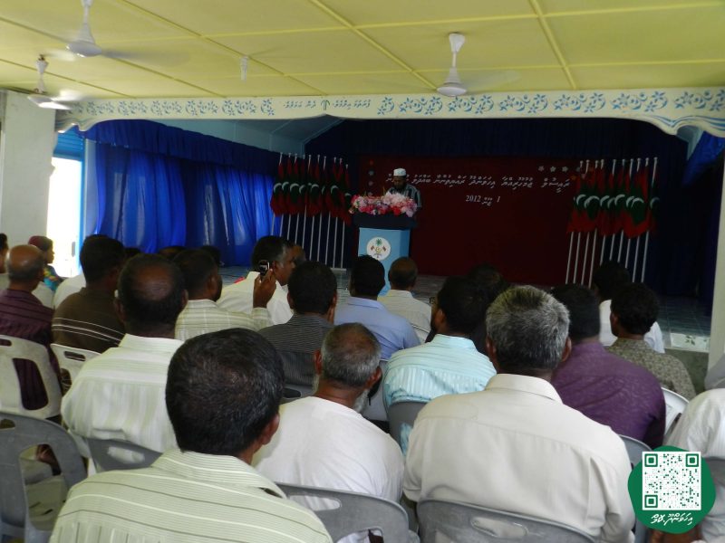 ފޮޓޯ: ރައީސް ވަހީދު އިހަވަންދޫ ރައްޔިތުންނާއި ބައްދަލުކުރެއްވުން