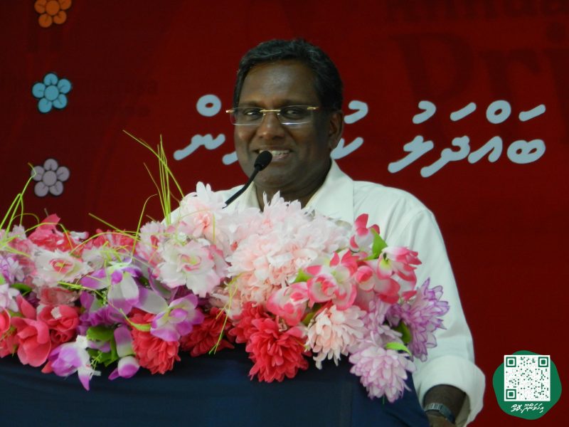 ފޮޓޯ: ރައީސް ވަހީދު އިހަވަންދޫ ރައްޔިތުންނާއި ބައްދަލުކުރެއްވުން