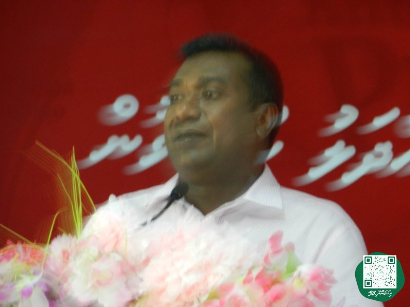ފޮޓޯ: ރައީސް ވަހީދު އިހަވަންދޫ ރައްޔިތުންނާއި ބައްދަލުކުރެއްވުން