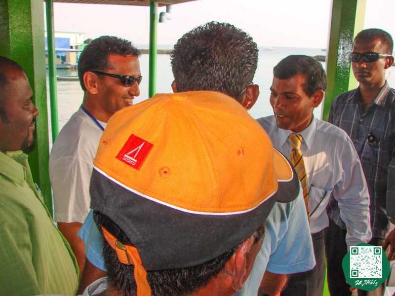 ފޮޓޯ: މަސްވެރިންގެ ދުވަހުގެ ހަރަކާތްތަކަށް ރައީސް ނަޝީދު އިހަވަންދޫއަށް ވަޑައިގަތުން