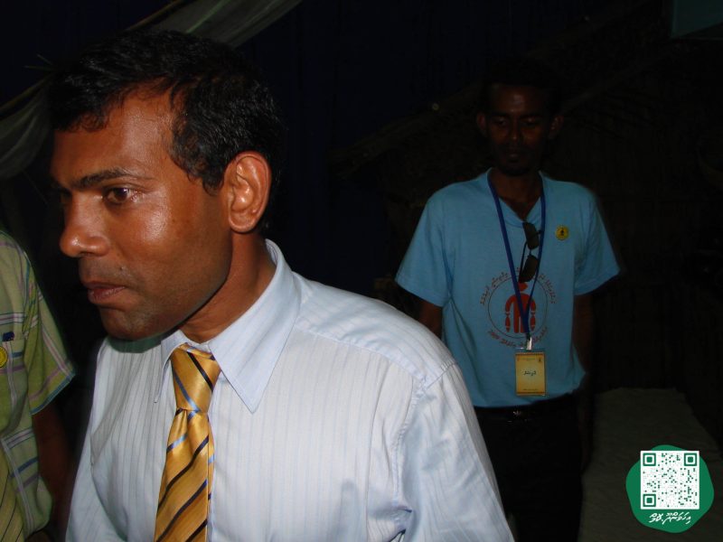 ފޮޓޯ: މަސްވެރިންގެ ދުވަހުގެ ހަރަކާތްތަކަށް ރައީސް ނަޝީދު އިހަވަންދޫއަށް ވަޑައިގަތުން