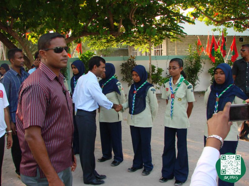 ފޮޓޯ: މަސްވެރިންގެ ދުވަހުގެ ހަރަކާތްތަކަށް ރައީސް ނަޝީދު އިހަވަންދޫއަށް ވަޑައިގަތުން
