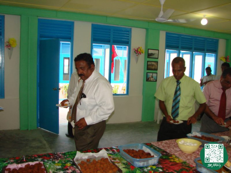 ފޮޓޯ: މަސްވެރިންގެ ދުވަހުގެ ހަރަކާތްތަކަށް ރައީސް ނަޝީދު އިހަވަންދޫއަށް ވަޑައިގަތުން