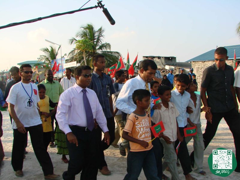 ފޮޓޯ: މަސްވެރިންގެ ދުވަހުގެ ހަރަކާތްތަކަށް ރައީސް ނަޝީދު އިހަވަންދޫއަށް ވަޑައިގަތުން