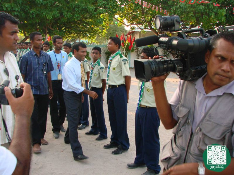 ފޮޓޯ: މަސްވެރިންގެ ދުވަހުގެ ހަރަކާތްތަކަށް ރައީސް ނަޝީދު އިހަވަންދޫއަށް ވަޑައިގަތުން