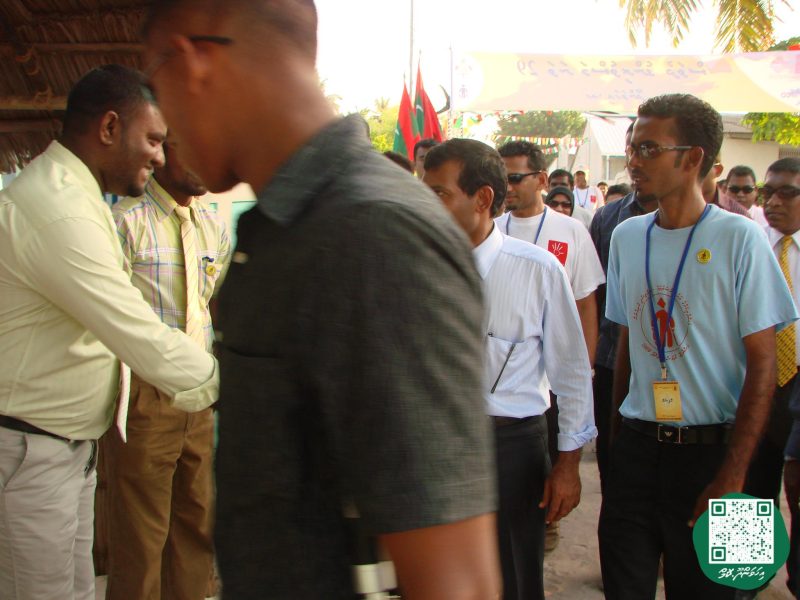 ފޮޓޯ: މަސްވެރިންގެ ދުވަހުގެ ހަރަކާތްތަކަށް ރައީސް ނަޝީދު އިހަވަންދޫއަށް ވަޑައިގަތުން