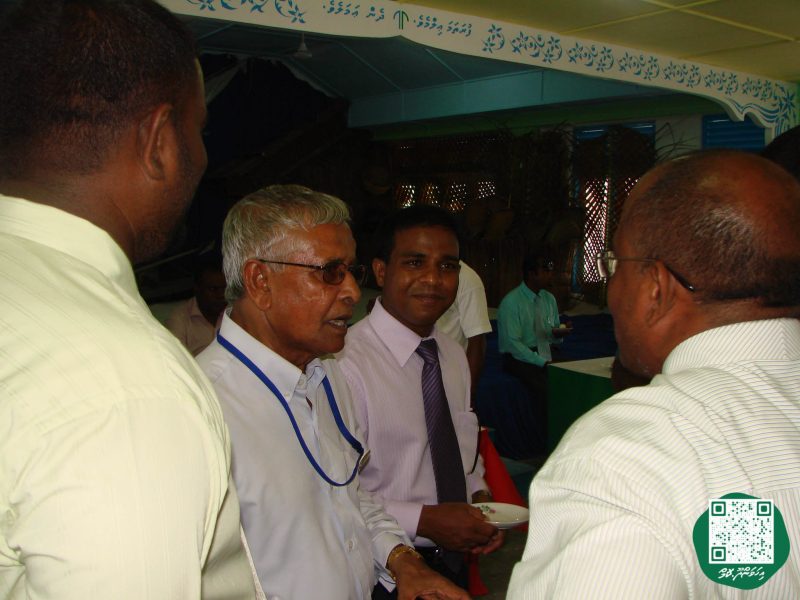 ފޮޓޯ: މަސްވެރިންގެ ދުވަހުގެ ހަރަކާތްތަކަށް ރައީސް ނަޝީދު އިހަވަންދޫއަށް ވަޑައިގަތުން