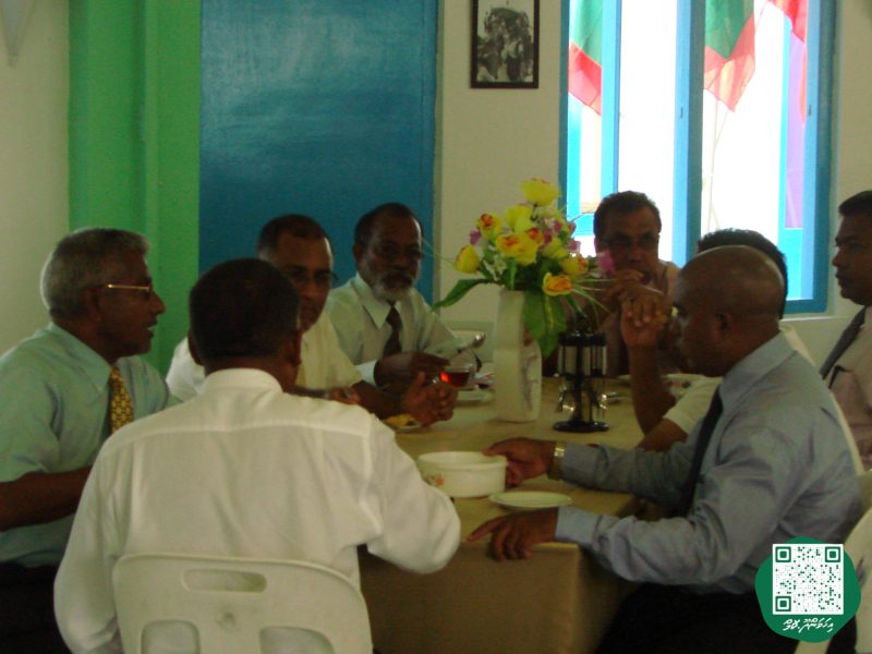 ފޮޓޯ: މަސްވެރިންގެ ދުވަހުގެ ހަރަކާތްތަކަށް ރައީސް ނަޝީދު އިހަވަންދޫއަށް ވަޑައިގަތުން