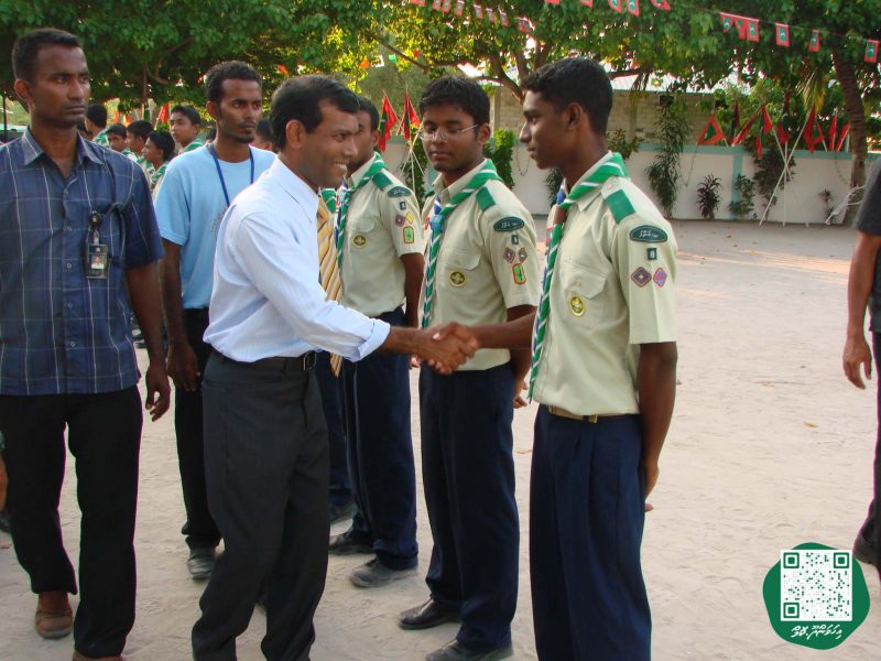 ފޮޓޯ: މަސްވެރިންގެ ދުވަހުގެ ހަރަކާތްތަކަށް ރައީސް ނަޝީދު އިހަވަންދޫއަށް ވަޑައިގަތުން