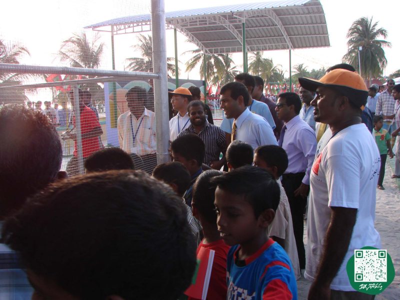 ފޮޓޯ: މަސްވެރިންގެ ދުވަހުގެ ހަރަކާތްތަކަށް ރައީސް ނަޝީދު އިހަވަންދޫއަށް ވަޑައިގަތުން