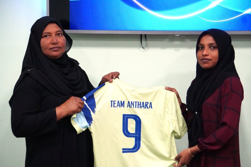 ފޮޓޯ: ކައުންސިލްކަޕް ވޮލީ މުބާރާތް 2022 - ޓީމް އަންތަރާގެ ޖާޒީ ހަވާލުކުރުން