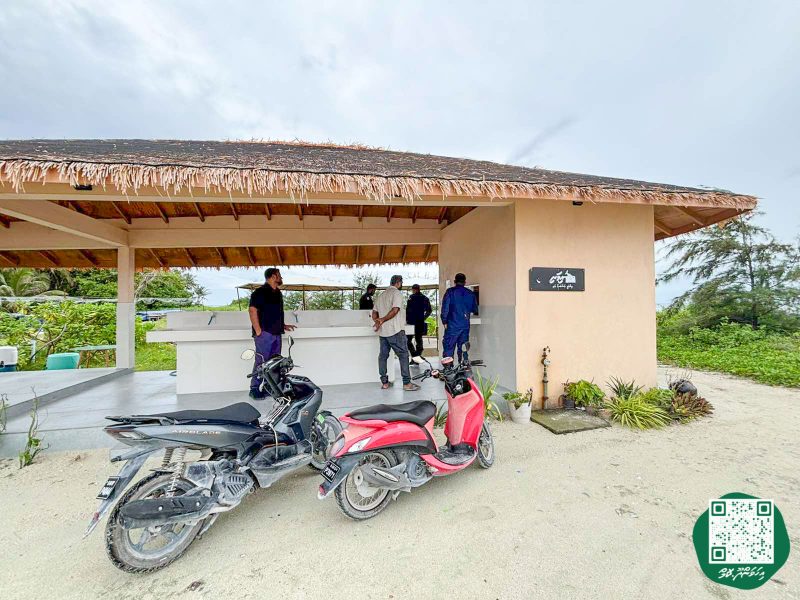 ފޮޓޯ: ލޯކަލްޓްރޭޑަރސް ފަޅާލައި ވައްކަންކުރުން
