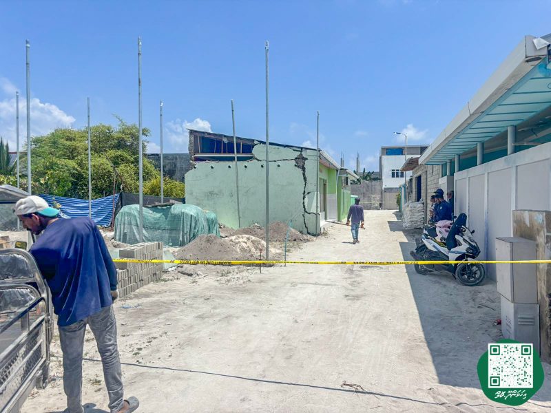 ފޮޓޯ: ގާތުމަލަ ފިހާރައިގެ ފާރެއް ވެއްޓި ގެއްލުންވުން